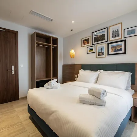 Bliss Boutique Living 4*