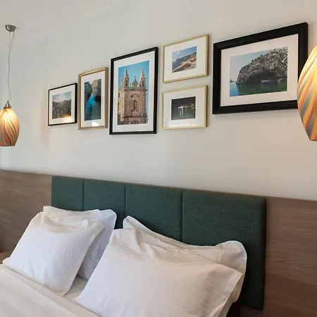 Bed & Breakfast Bliss Boutique Living