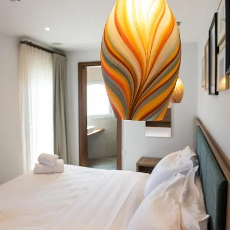 Bliss Boutique Living 4*