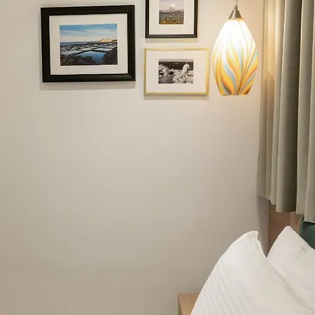 Bed & Breakfast Bliss Boutique Living 4*