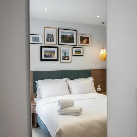 Bliss Boutique Living 4*
