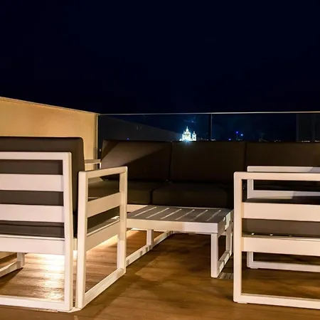 Bliss Boutique Living Шаара