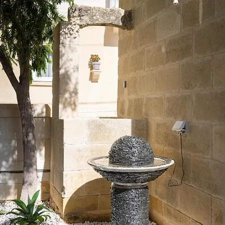 Bliss Boutique Living فندق مبيت وإفطار 4*