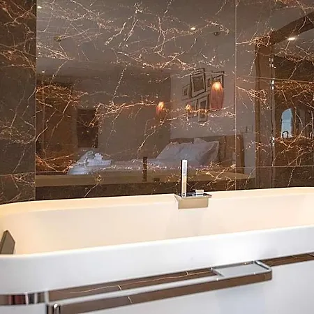 Bliss Boutique Living 4*