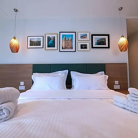 Bliss Boutique Living לינה וארוחת בוקר