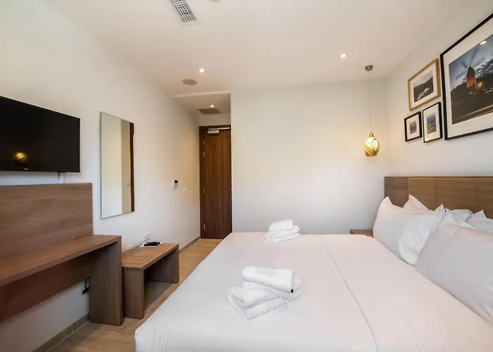 Bliss Boutique Living Bed & Breakfast 4*