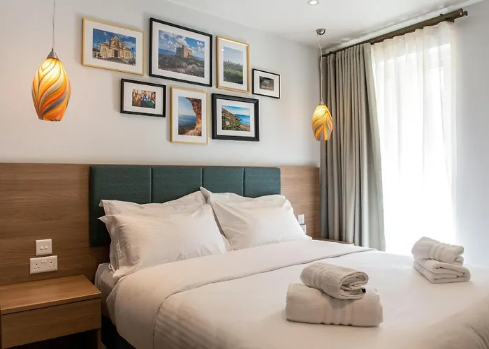 Bliss Boutique Living 4*