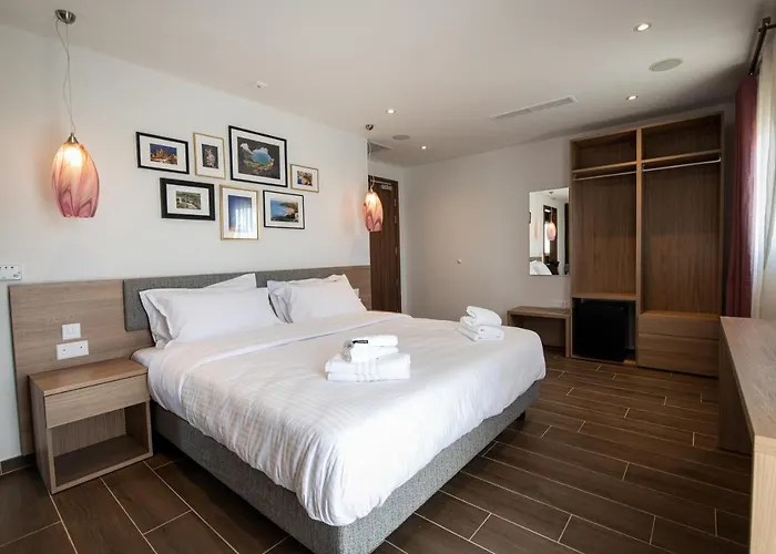 Bliss Boutique Living Bed & Breakfast 4*